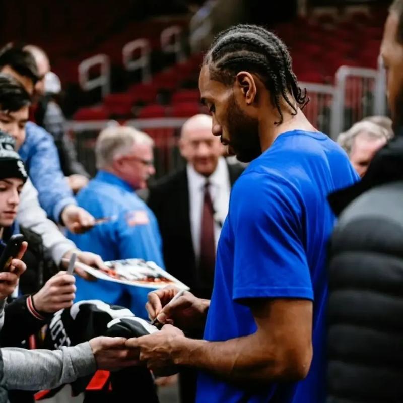 NBA战报：东契奇31分，詹姆斯赛季新高29分，湖人112-108险胜76人（湖人112-108险胜76人：詹姆斯轰赛季新高29分，东契奇砍下31分）