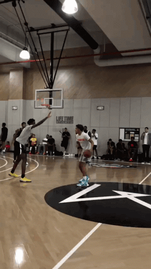 科莫总监：除为帕斯提供比赛与成长环境，我不知道还能做什么（科莫总监：我能做的也只是为帕斯提供比赛与成长环境）