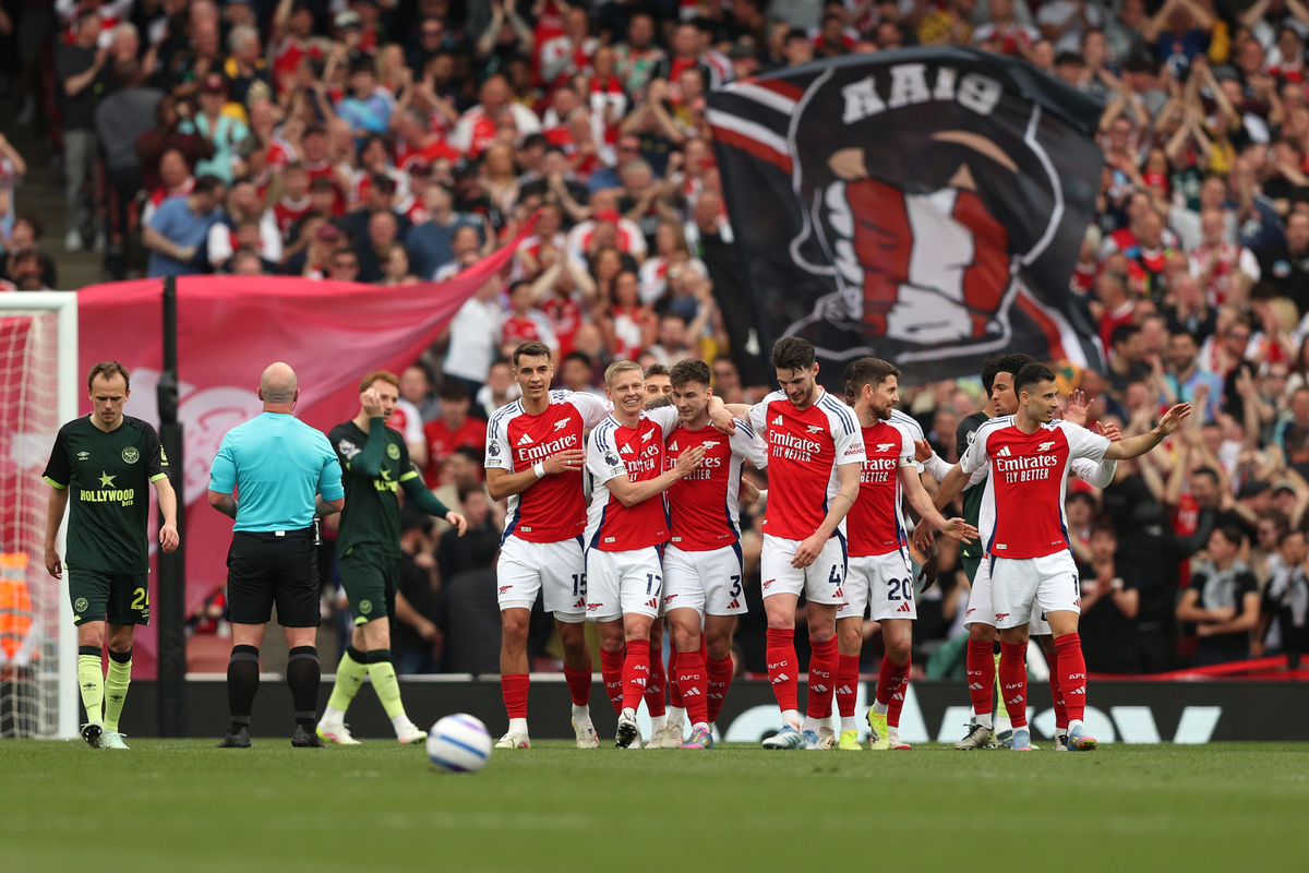 里程碑之战，麦肯尼迎来尤文生涯第200次出场（里程碑时刻：麦肯尼代表尤文第200次出战）