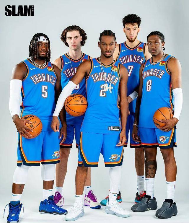 凯尔：我和施洛特贝克没矛盾；他的续约？在经济上我们尽全力（凯尔：与施洛特贝克无矛盾；续约问题我们在财务上已尽最大努力）