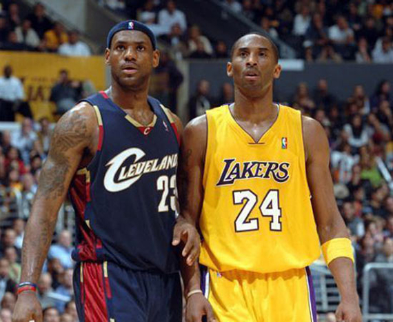 一波打崩！文班亚马三分+离谱上篮 马刺末节两分钟连轰9分打停雷霆（致命一波！文班亚马三分配神仙上篮，马刺末节两分钟连拿9分逼停雷霆）