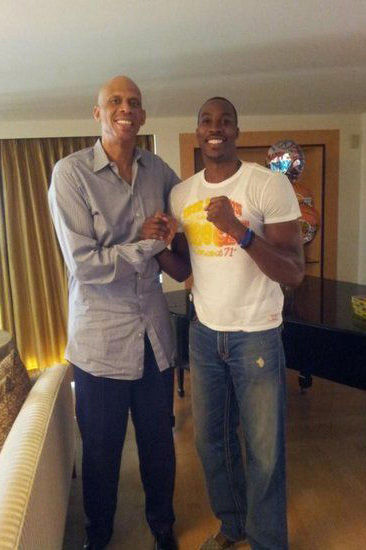 颜骏凌：真正的冠军点是德比；年轻球员涌现对中国足球是好事（颜骏凌：夺冠关键在德比战，年轻球员崛起利好中国足球）