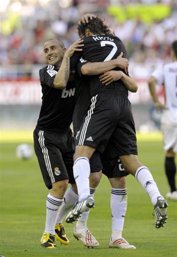 连续30场非友谊赛保持不败，西班牙是历史第四队（西班牙成为史上第4队：非友赛已连续30场不败）