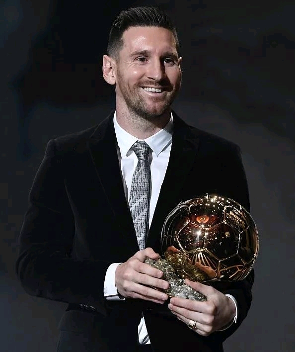 科尔：追梦说他可以去打替补 但目前我还完全没有考虑过（科尔：追梦愿意替补出场，但我暂未考虑这一安排）