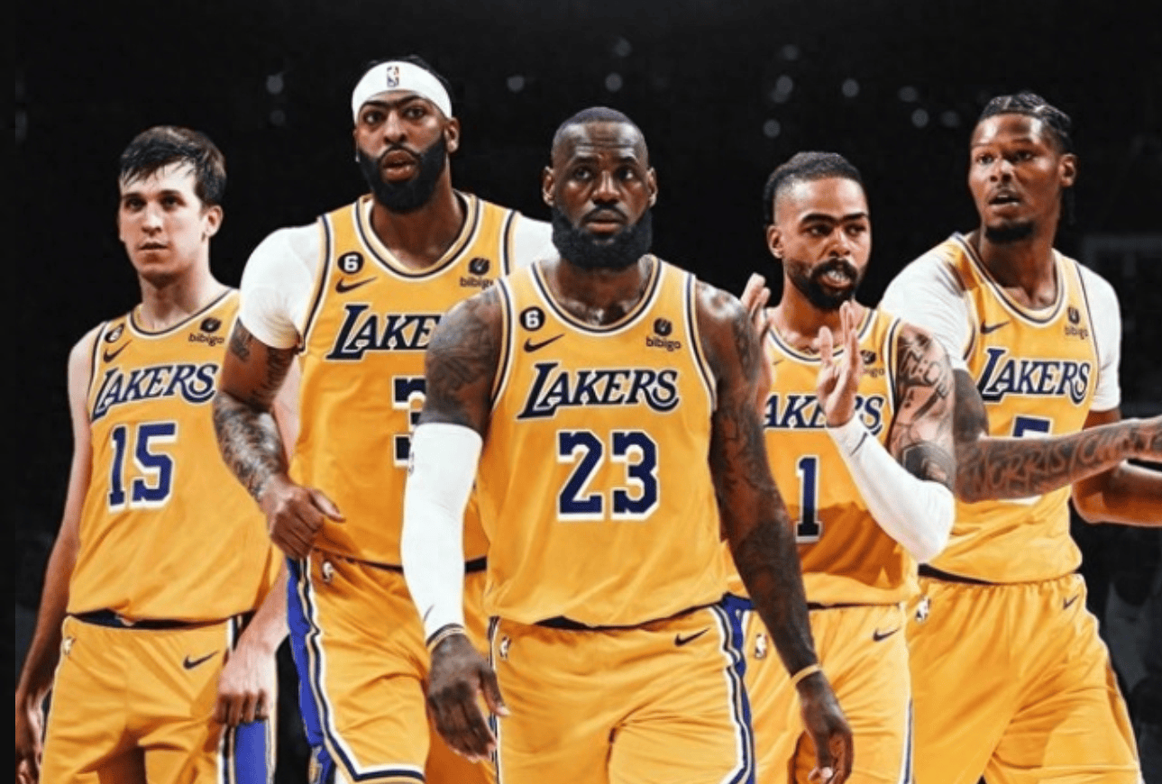 弗兰克：防守型教练？我带的队进球挺多的；庆幸自己不碰社媒（弗兰克回应防守质疑：我的球队进球不少，庆幸不玩社交媒体）