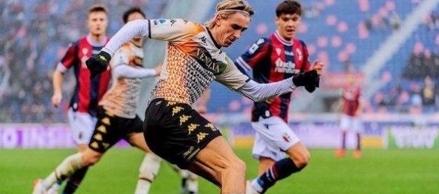 足球联赛赛季关键球员表现排行榜（本赛季足球联赛关键球员表现榜单）