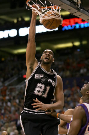 瓦拉内：弗格森曾来我家找我，齐达内说的话球员都值得倾听（瓦拉内：弗格森曾上门找我，齐达内的话每位球员都该听）