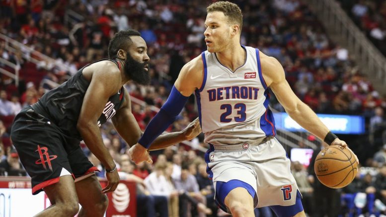 探寻篮球运动的魅力——一场激烈的上半场回顾（领略篮球风采——上半场激战回顾）