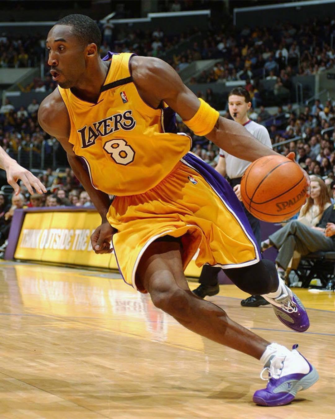 朱婷官宣续约科内利亚诺！继续效力意甲联赛，中国女排多人留洋（朱婷续约科内利亚诺官宣！继续征战意甲，中国女排多将留洋）