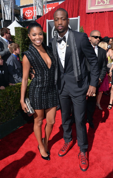 NBA杯战报：基昂特·乔治31分6助，爵士128-119击败国王（NBA杯战况：基昂特·乔治砍31分送6助，爵士128-119力克国王）