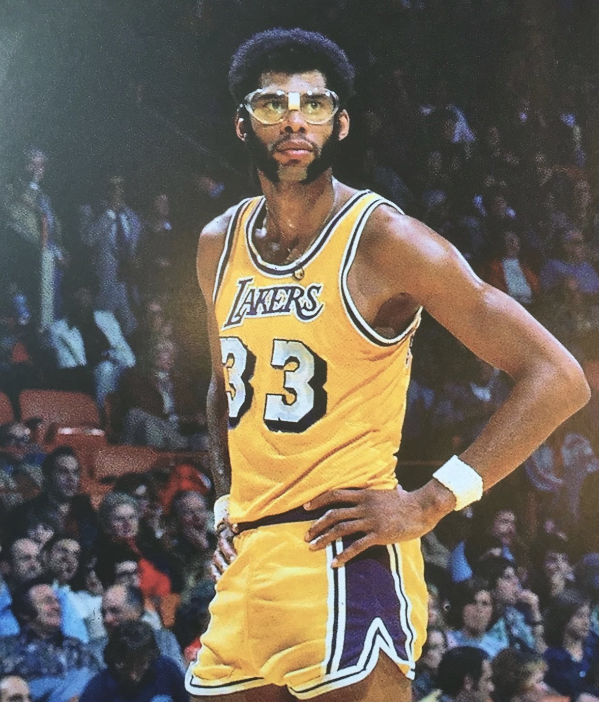 巴媒：西班牙人询问了罗比尼奥儿子小罗比尼奥，球员年底满18（巴西媒体：西班牙人打听罗比尼奥之子小罗比尼奥，球员将于年底满18岁）