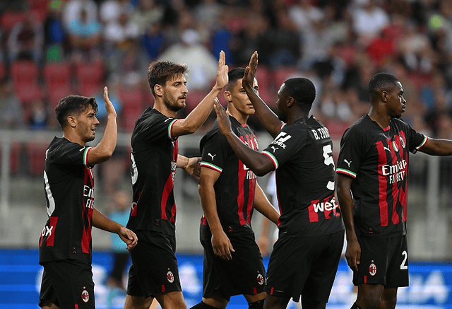 弗莱肯：曼城的阵容确实令人意外；我们配得上这三分（弗莱肯：曼城阵容出人意料，我们理应带走三分）